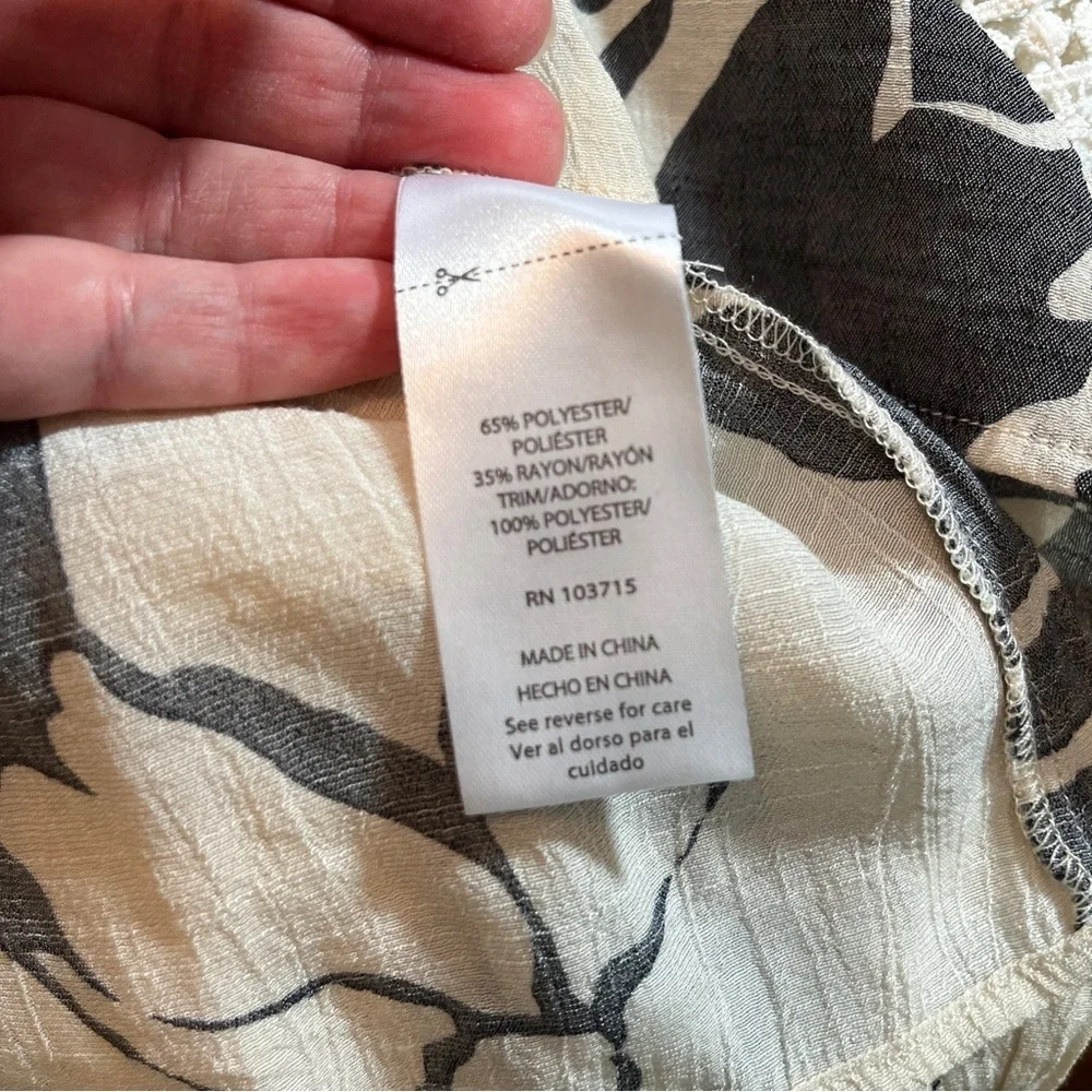 Zac & Rachel Boho Cottagecore Black and Cream Floral Blouse Crochet Details L - Picture 8 of 9